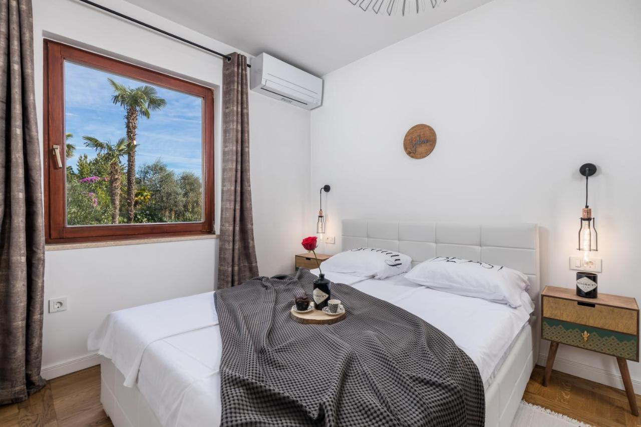 Apartment Mak Opatija Exterior foto